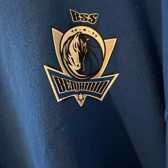 Dallas Mavericks Vintage hoodie size XL blue EUC (has name Benjamin on it) - Picture 4 of 5